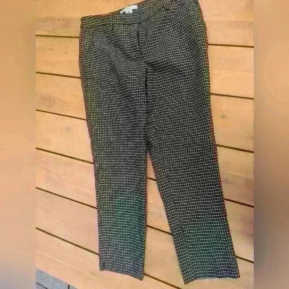 Cleo Petite Capris BNWOT - size 10 - Picture 4 of 4